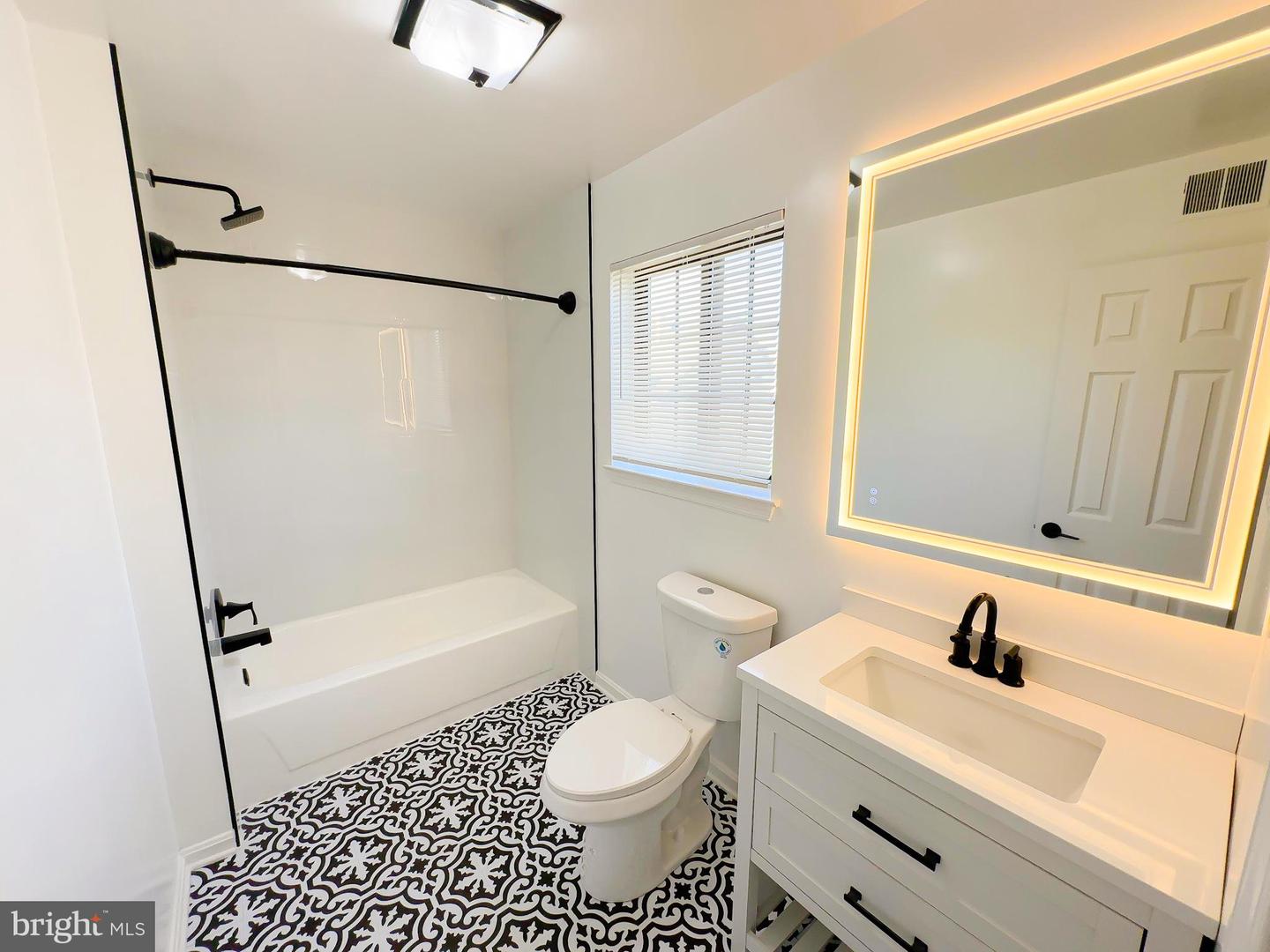 14011-f Briston St #11-f Property Photo 11