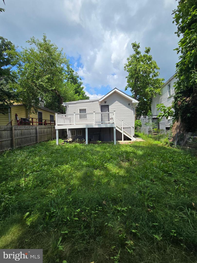 5711 J Property Photo 25
