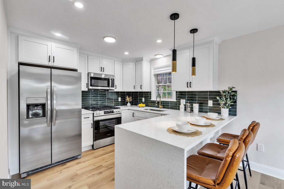 6202 Inwood Property Photo