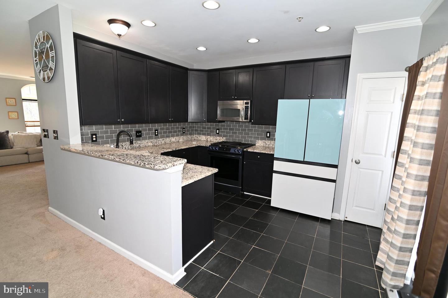 12310 Open View Ln #1006 Property Photo 9