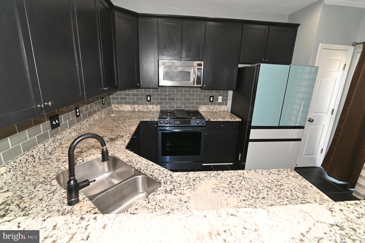12310 Open View Ln #1006 Property Photo 11