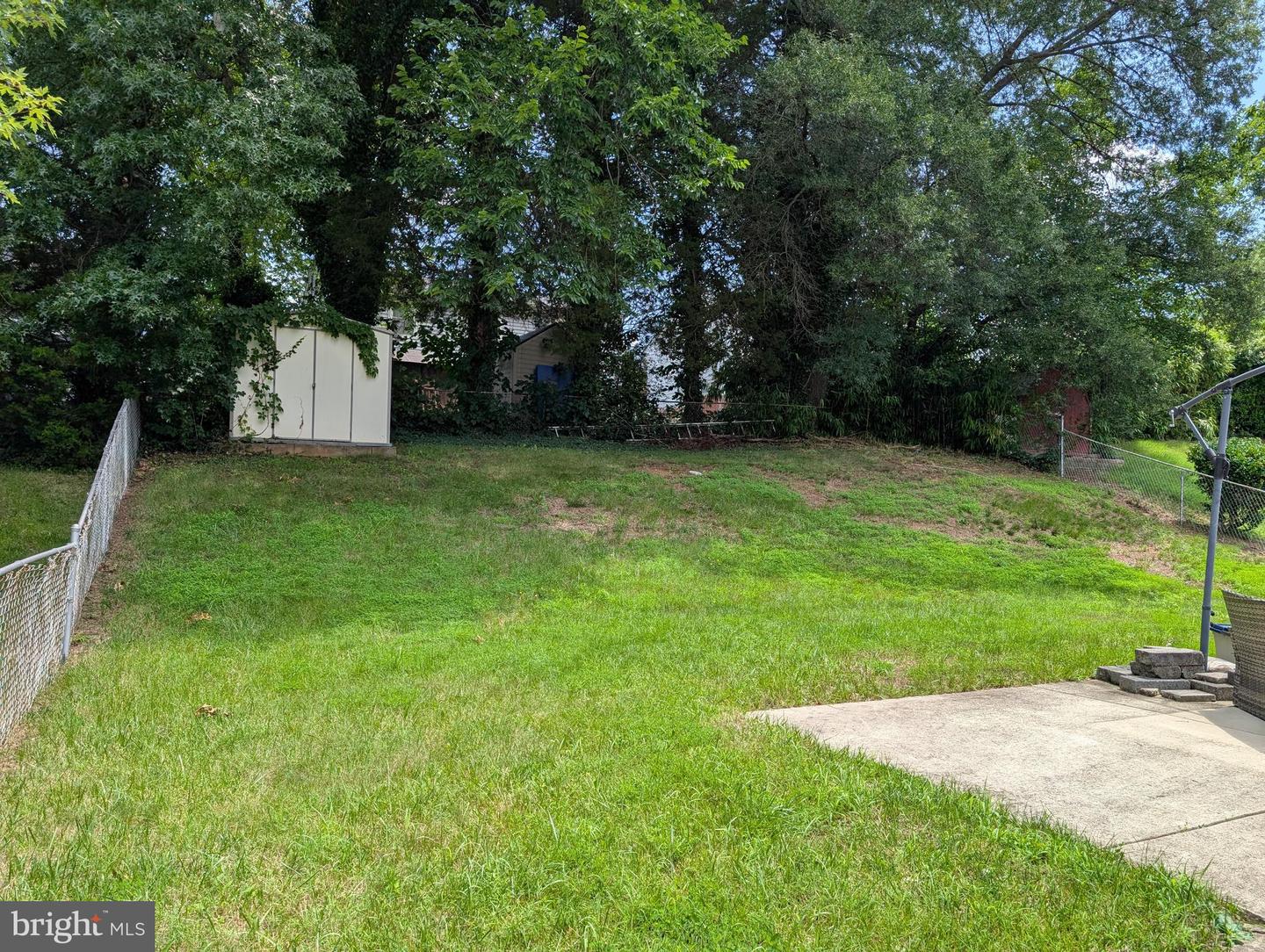 121 69th St Property Photo 11