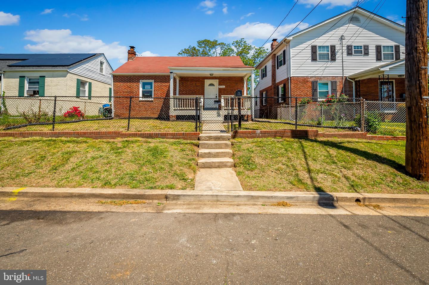 4202 Shell St Property Photo 1