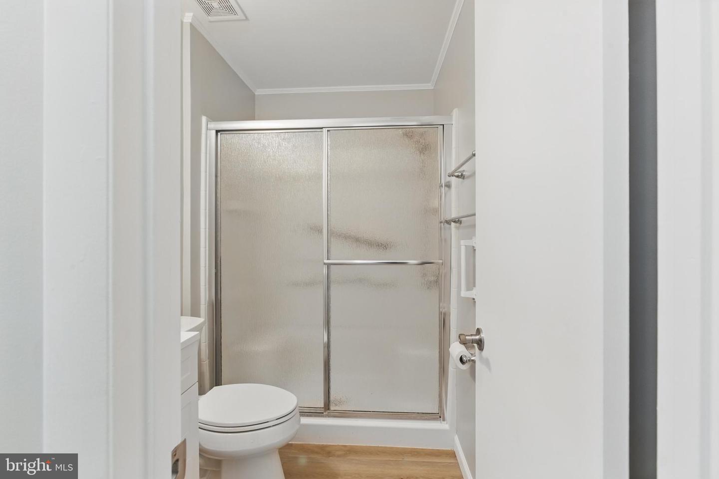 12319 Stonehaven Ln #t-30 Property Photo 7