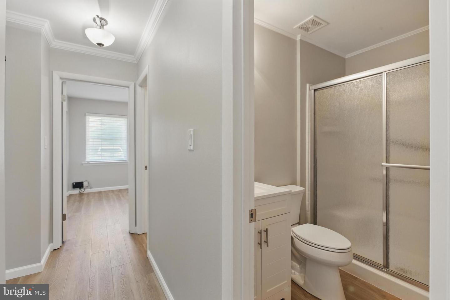 12319 Stonehaven Ln #t-30 Property Photo 8