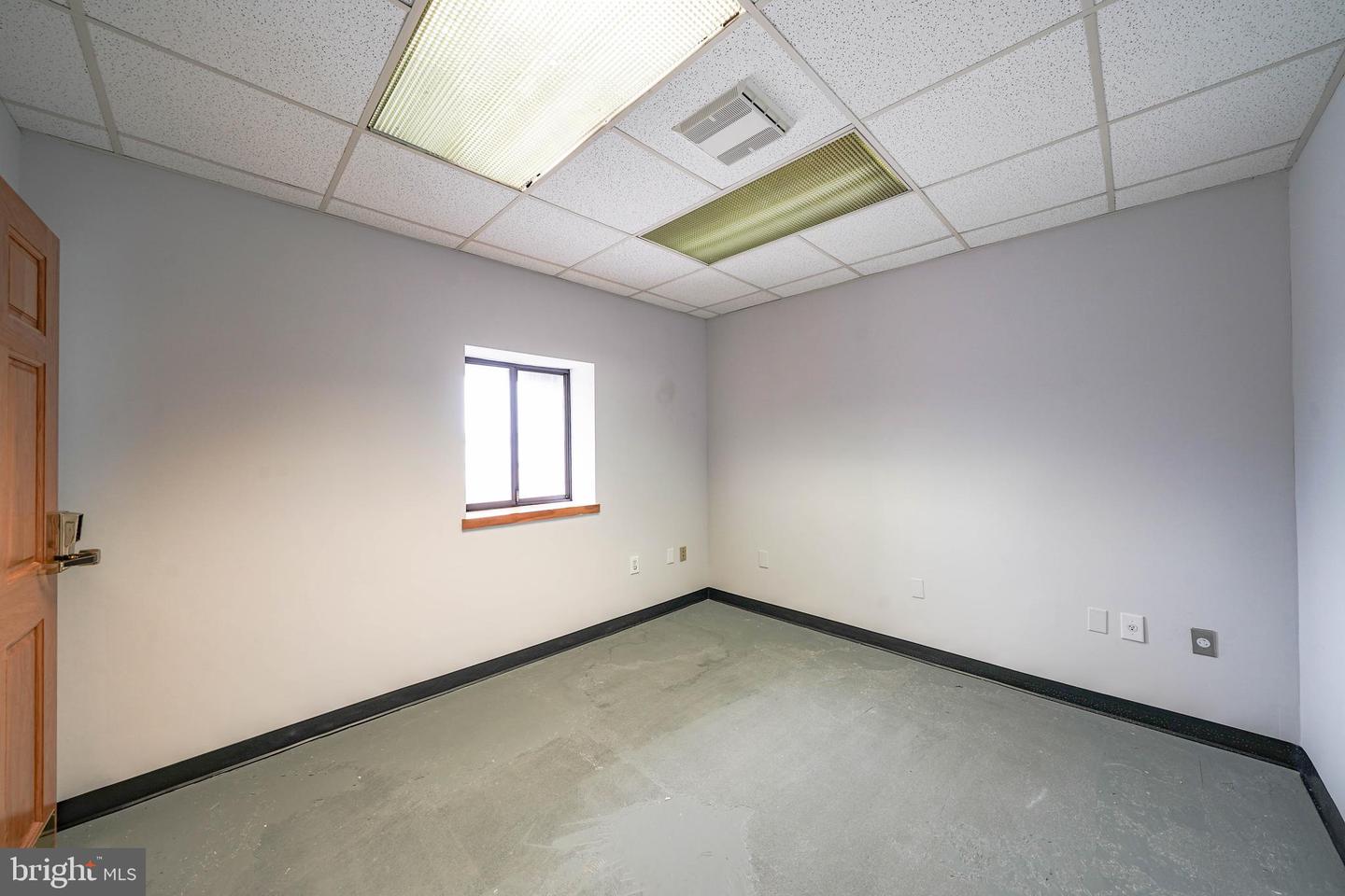 8023 Malcolm Rd Property Photo 12