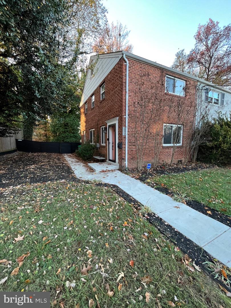 2217 Gaylord Dr Property Photo