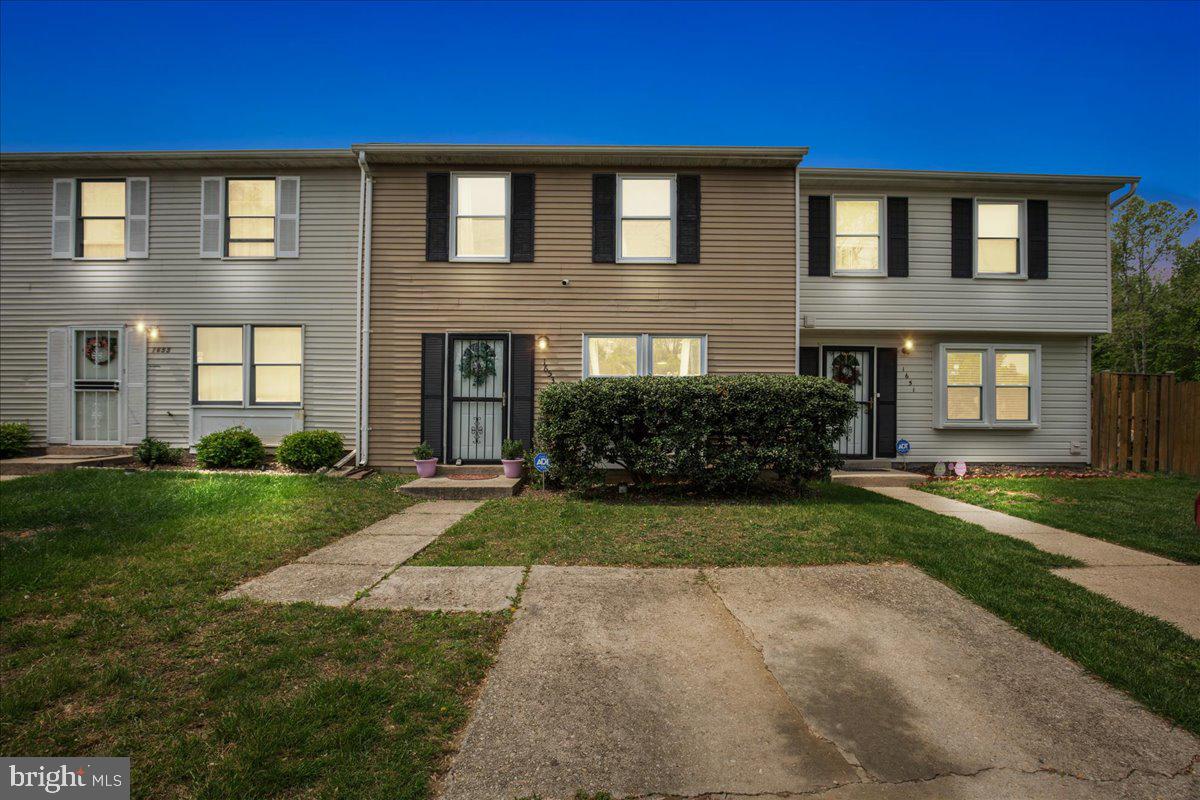 1653 Forest Park Property Photo