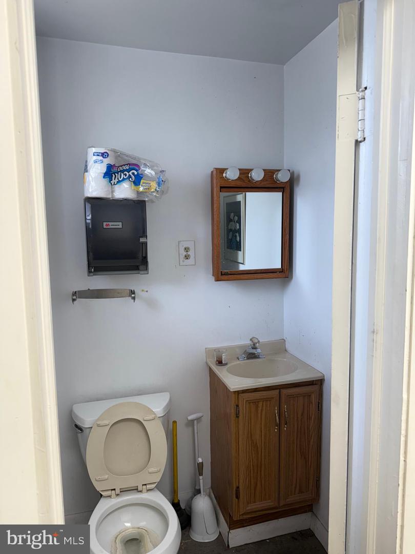 1791 Olive St Property Photo 12