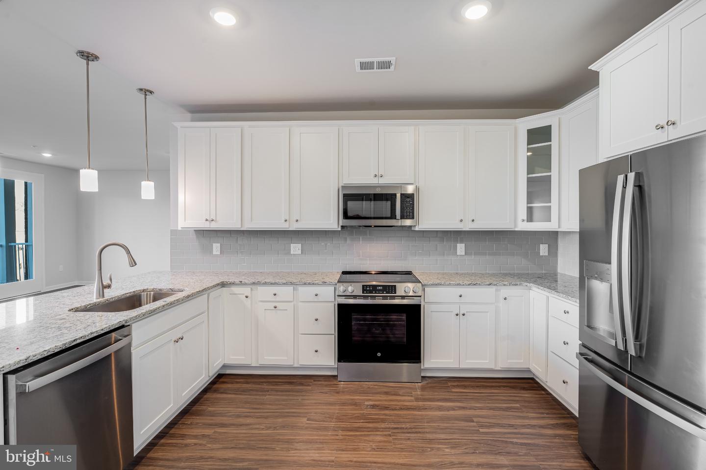 4003 Seaside Alder Rd #0203- Lily Property Photo 2
