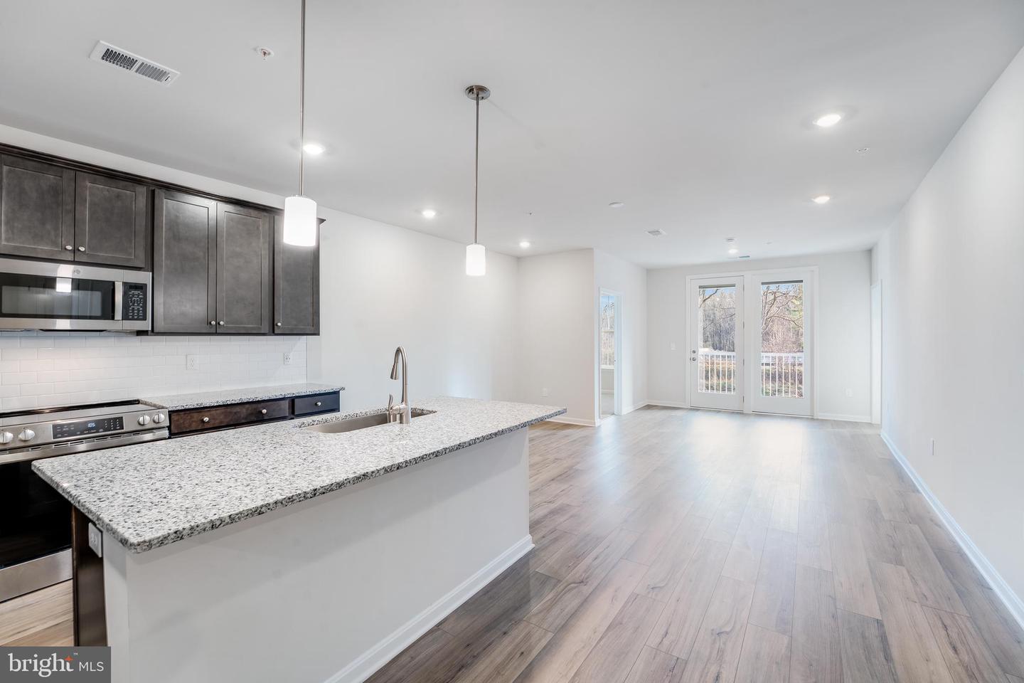 4003 Seaside Alder Rd #0208 - Rose Property Photo 9