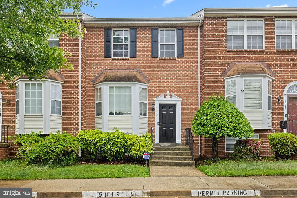 5819 E Boniwood Turn Property Photo 1