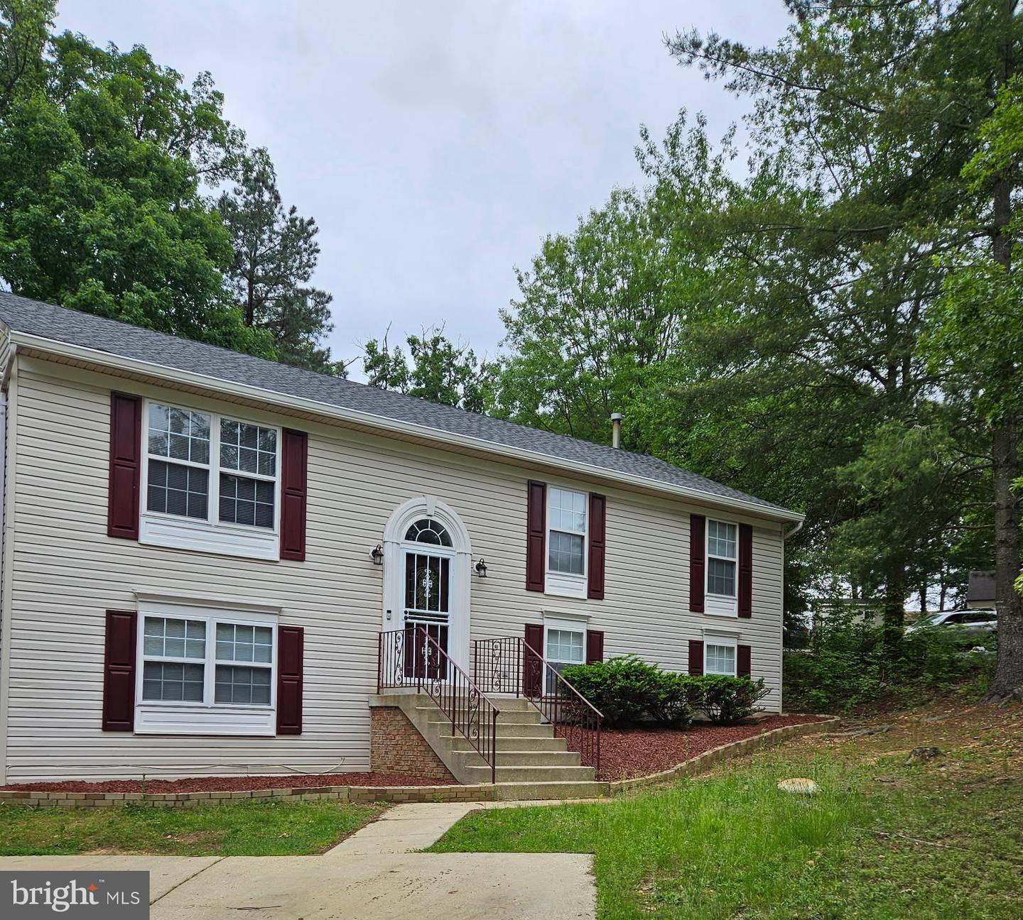 1915 Tall Timber Ct Property Photo 1