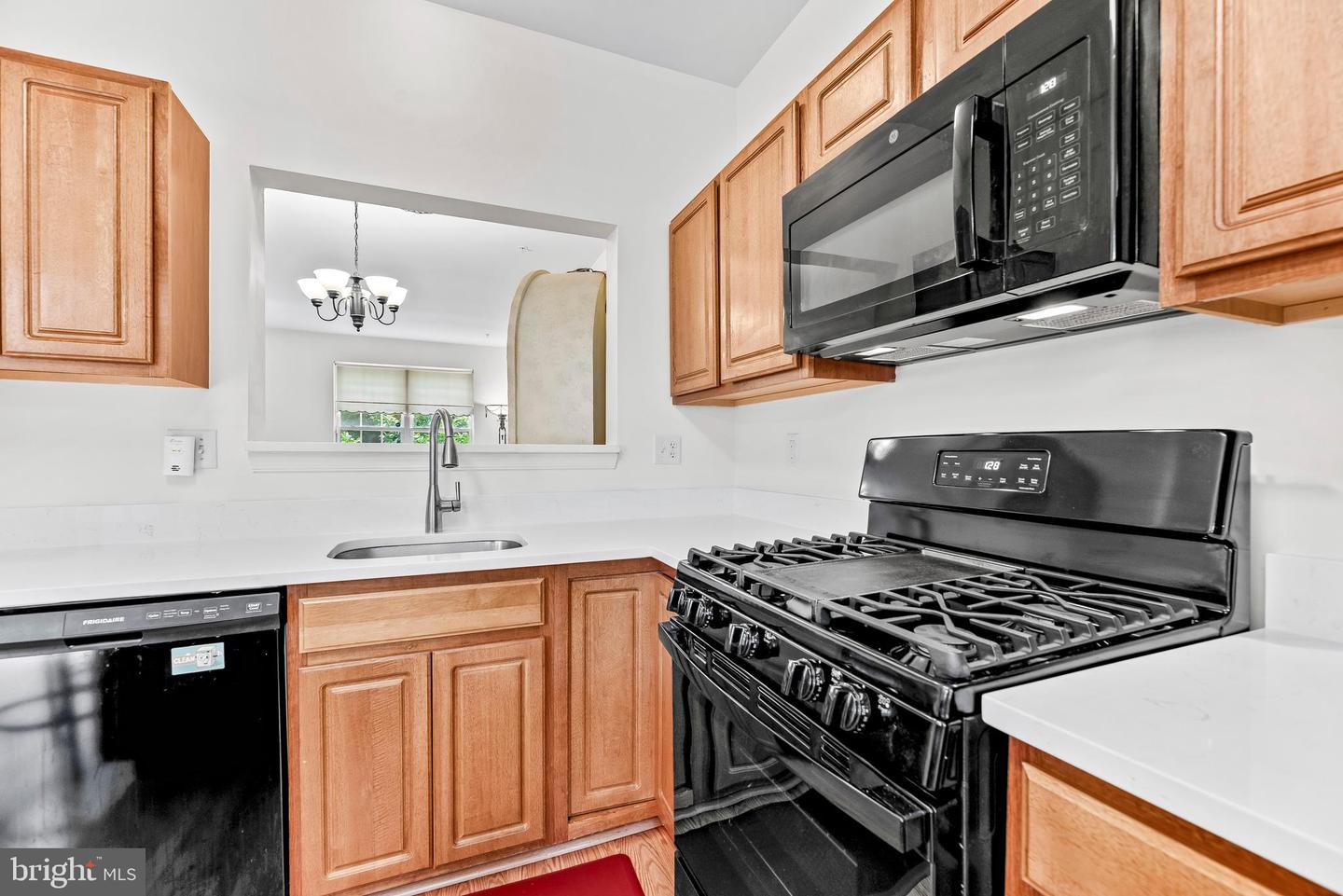 10007 Tulip Tree Dr Property Photo 10