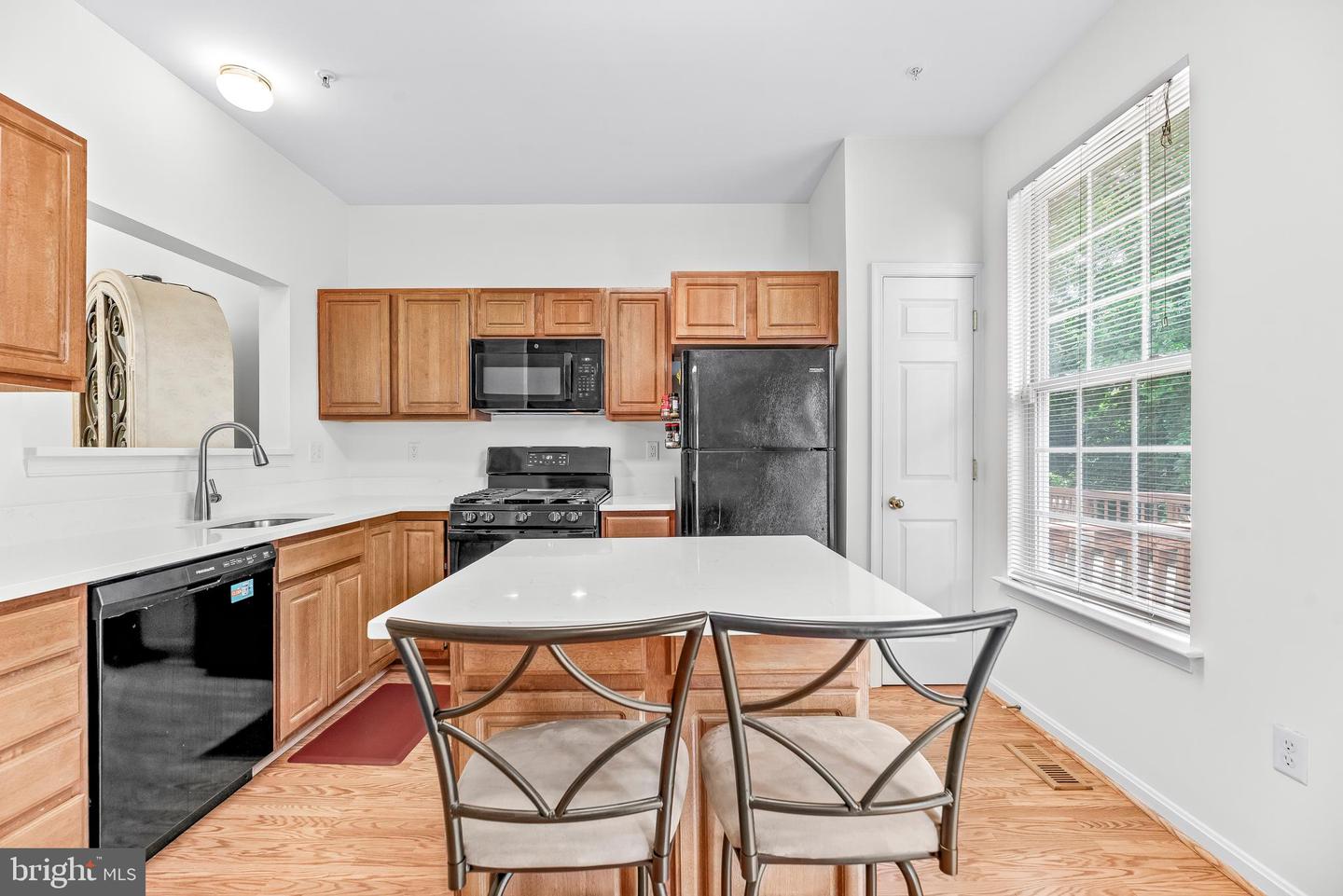 10007 Tulip Tree Dr Property Photo 12