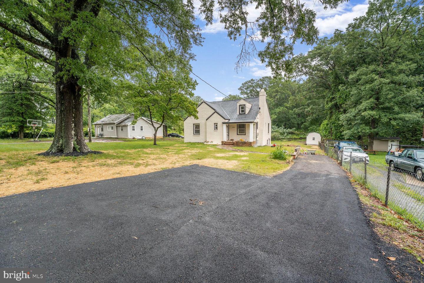 2908 Parkland Dr Property Photo 1
