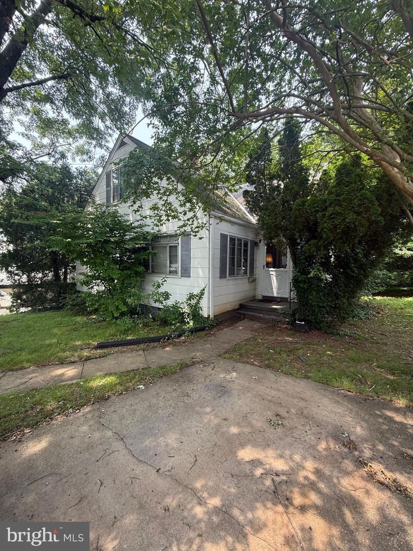 4404 54th Pl Property Photo 1