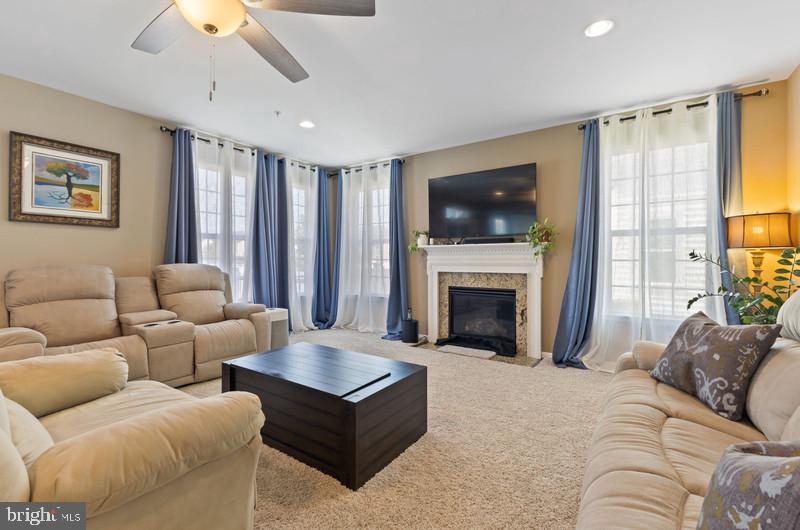 14107 Owings Ave Property Photo 14