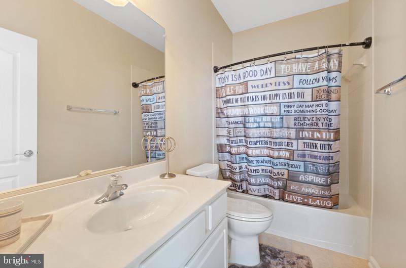 14107 Owings Ave Property Photo 28