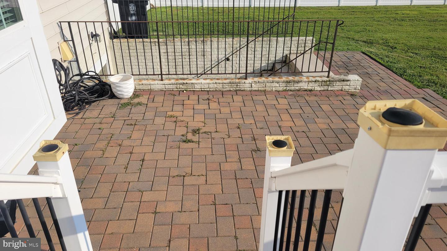 14107 Owings Ave Property Photo 51