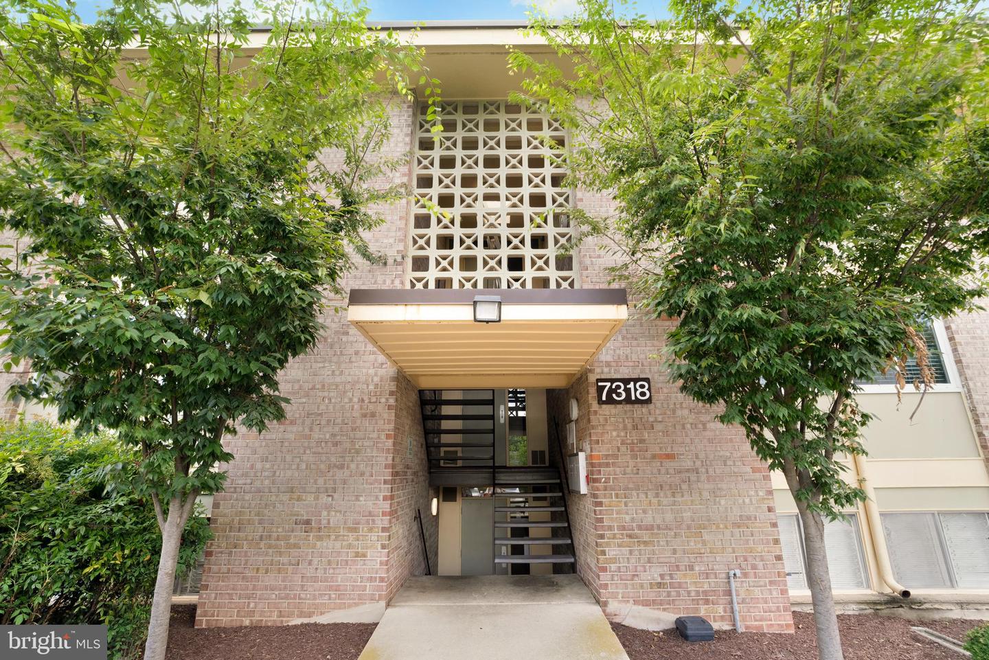 7318 Donnell Pl #c4 Property Photo 1