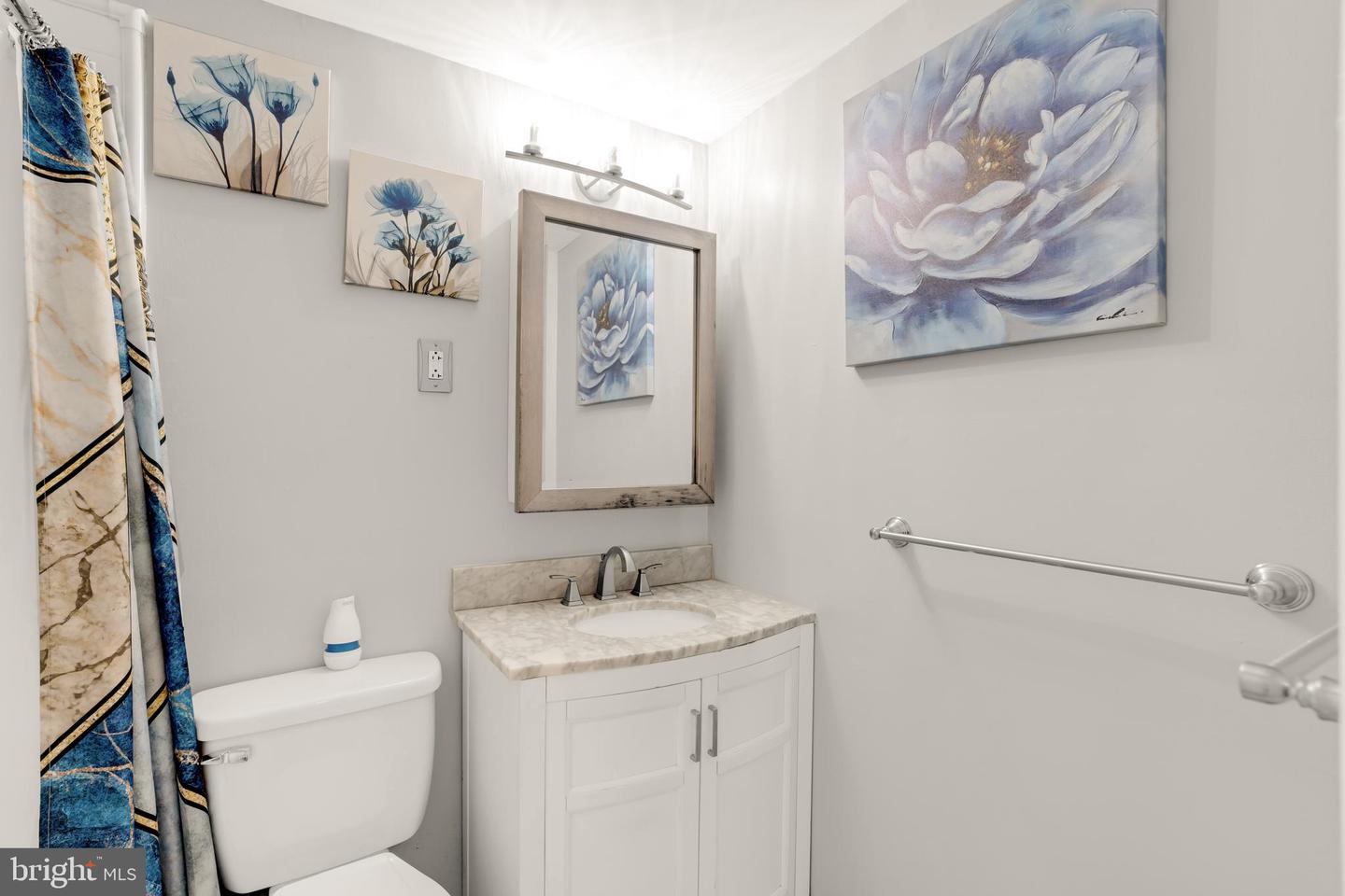 7318 Donnell Pl #c4 Property Photo 13