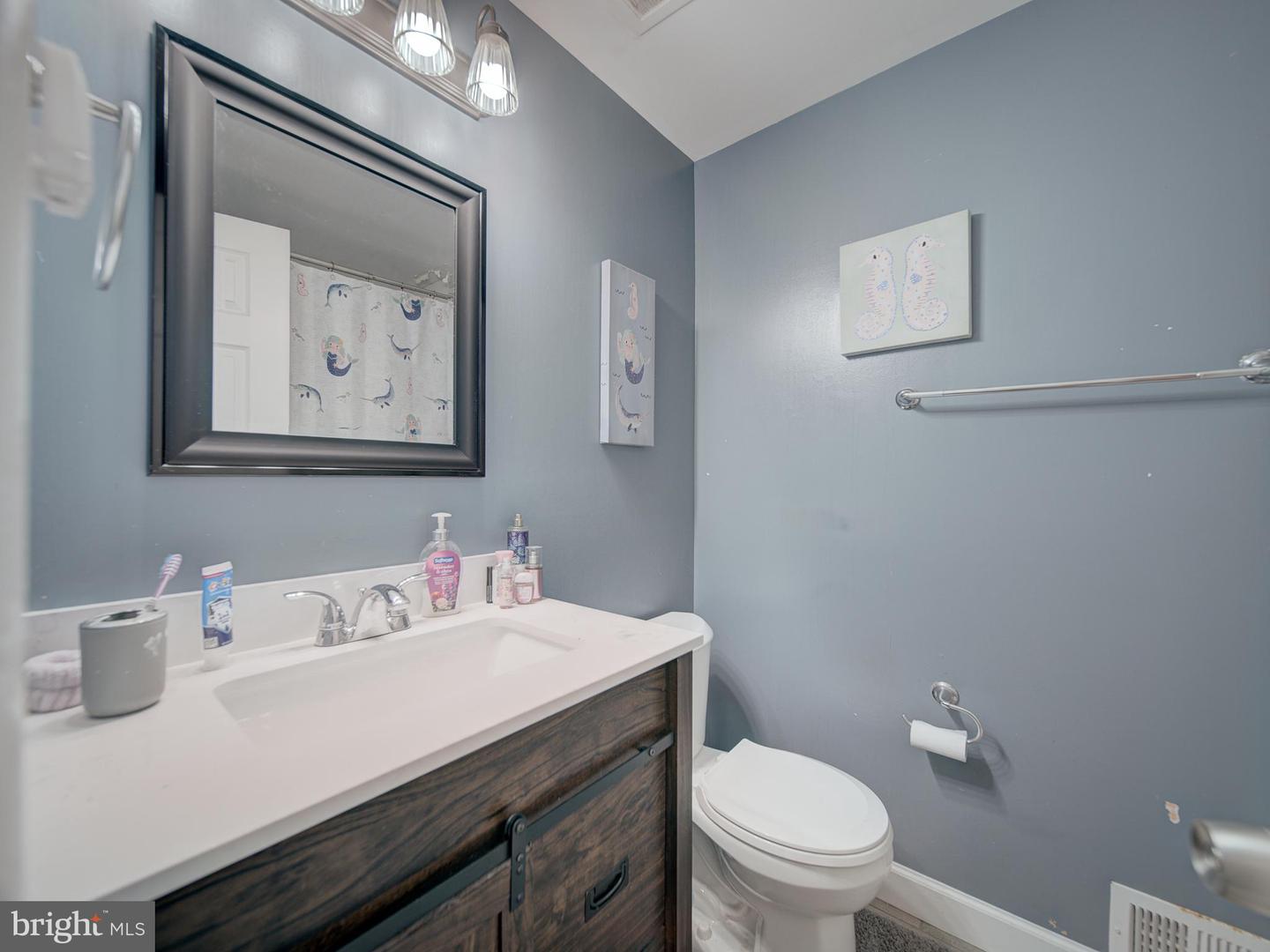 8610 Monmouth Dr Property Photo 48