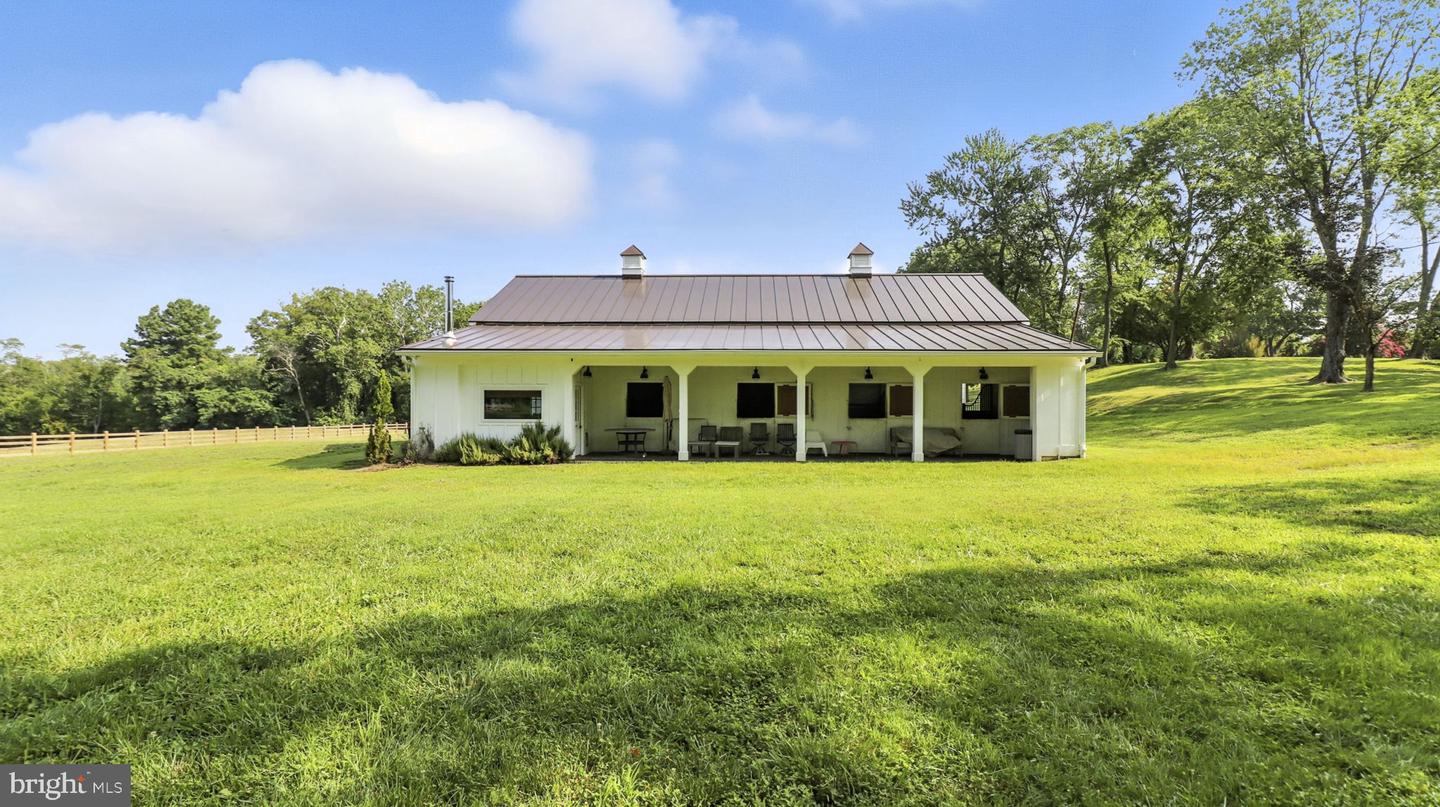 11305 Riverview Rd Property Photo 2