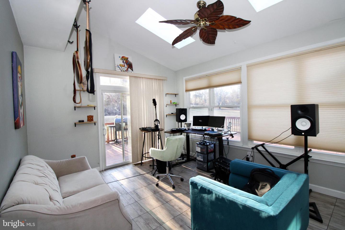 16508 Kilby Ct Property Photo 23