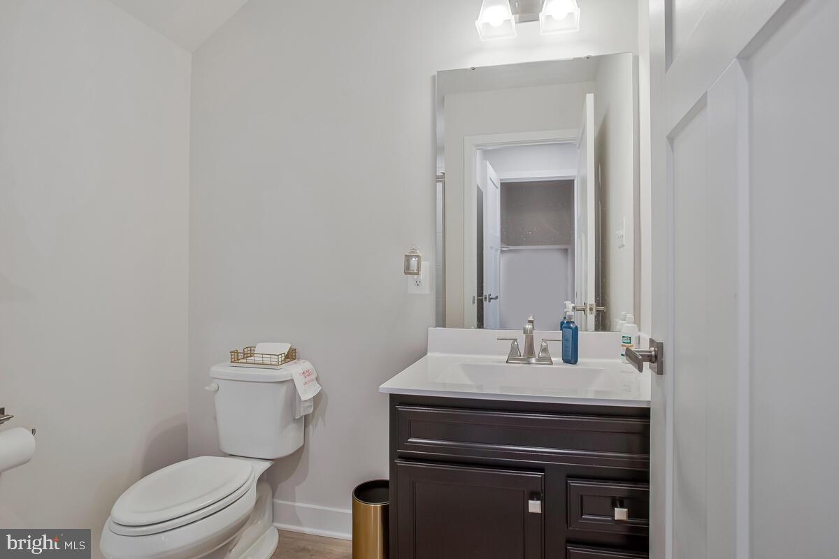 138 Summit Point Boulevard Property Photo 34