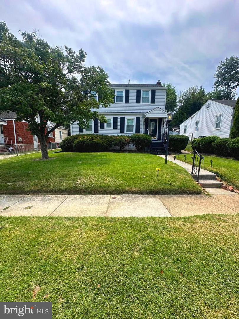 5209 Mineola Rd Property Photo 1