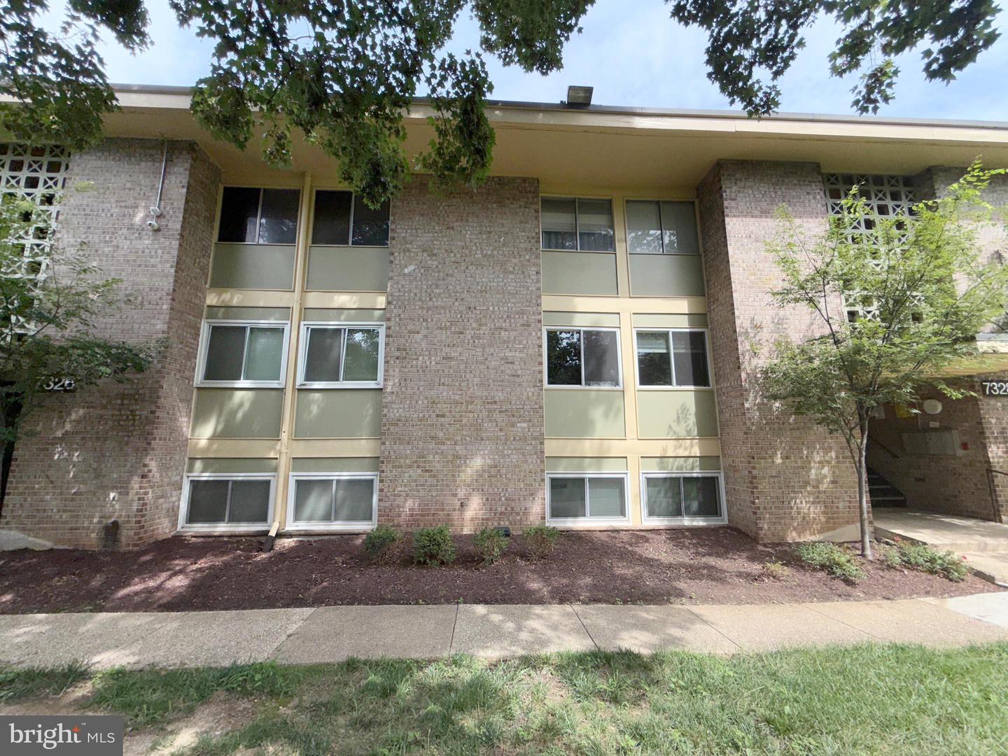 7326 Donnell Pl #d Property Photo 1