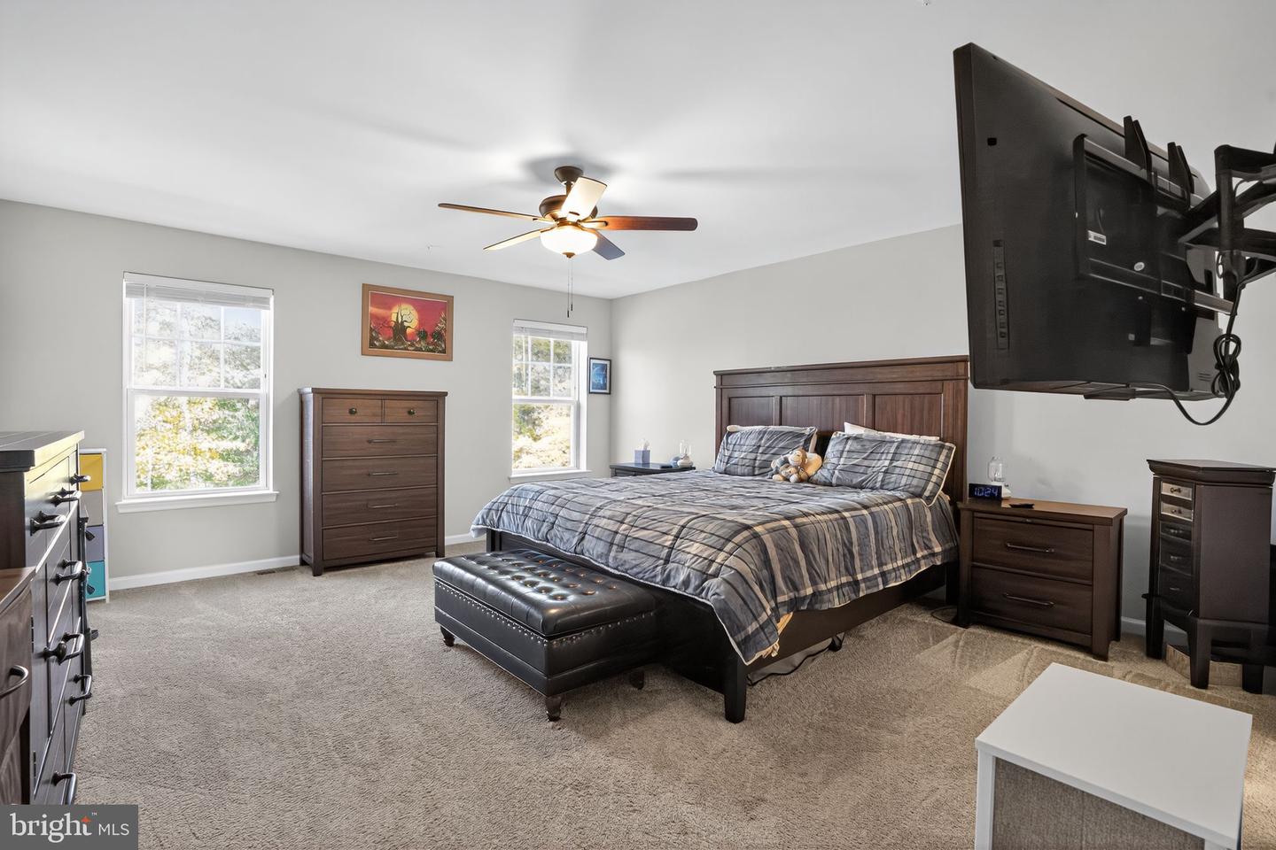 10410 John Glenn St Property Photo 12