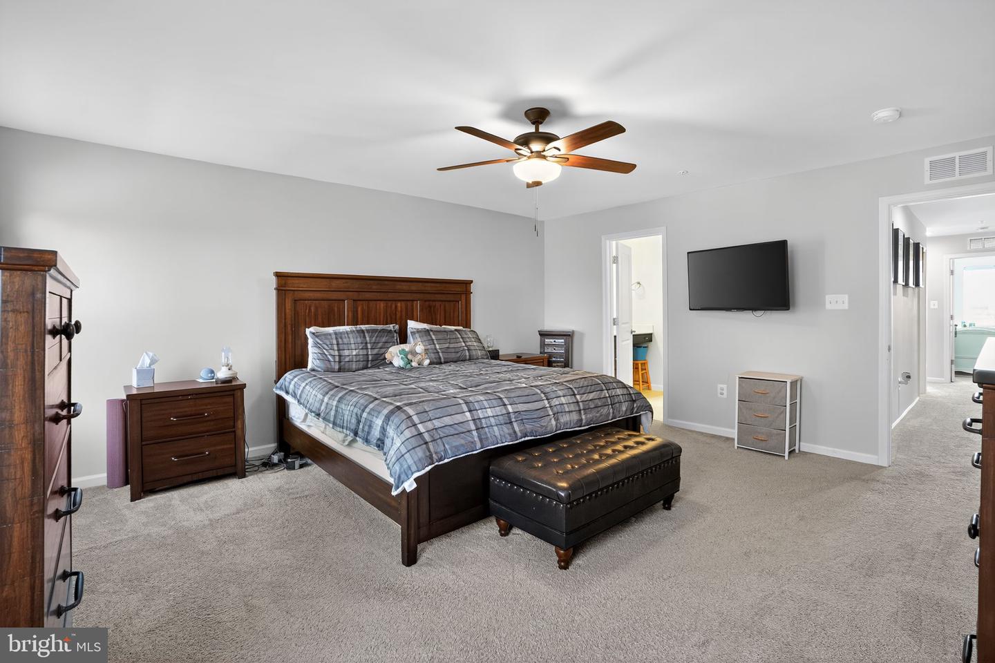 10410 John Glenn St Property Photo 13