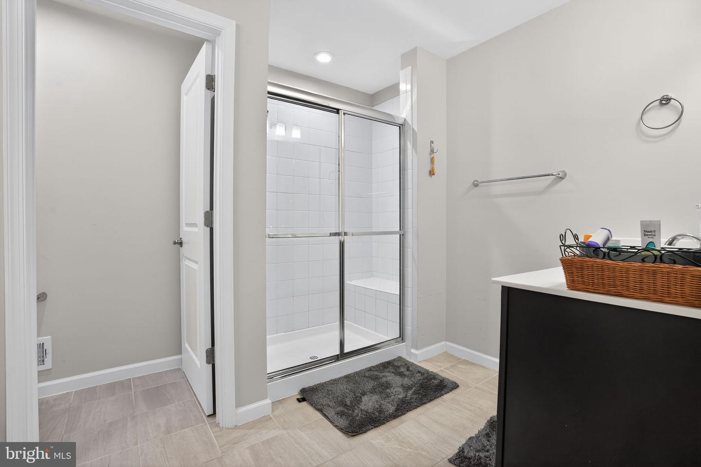 10410 John Glenn St Property Photo 16