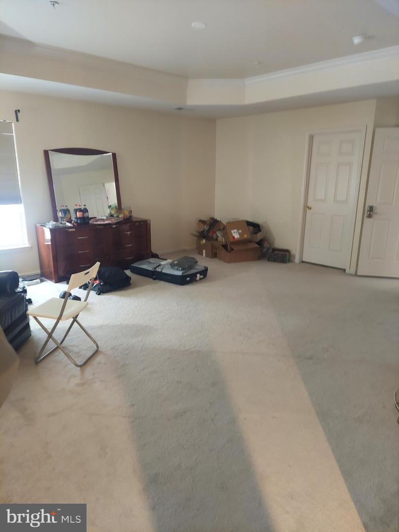 13203 Falling Water Ct Property Photo 6