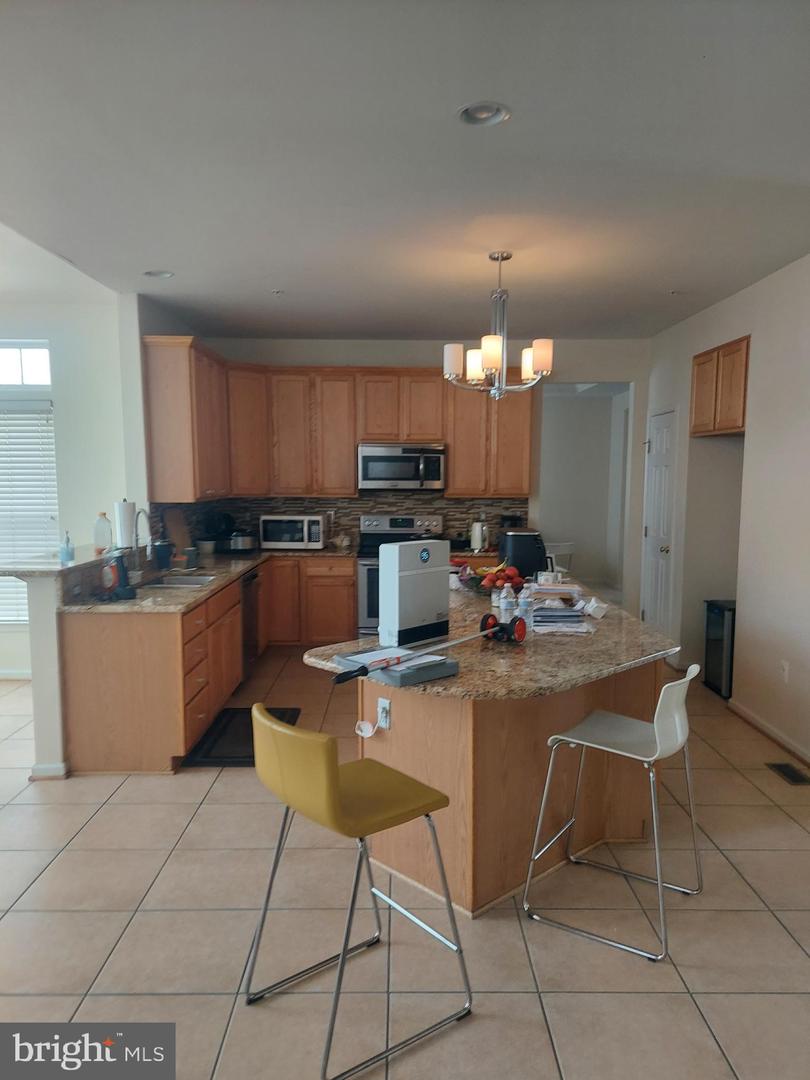 13203 Falling Water Ct Property Photo 10