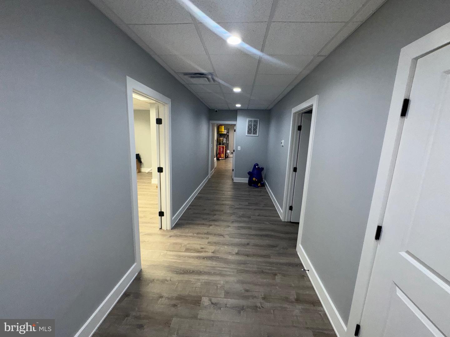 7821 Property Photo 40