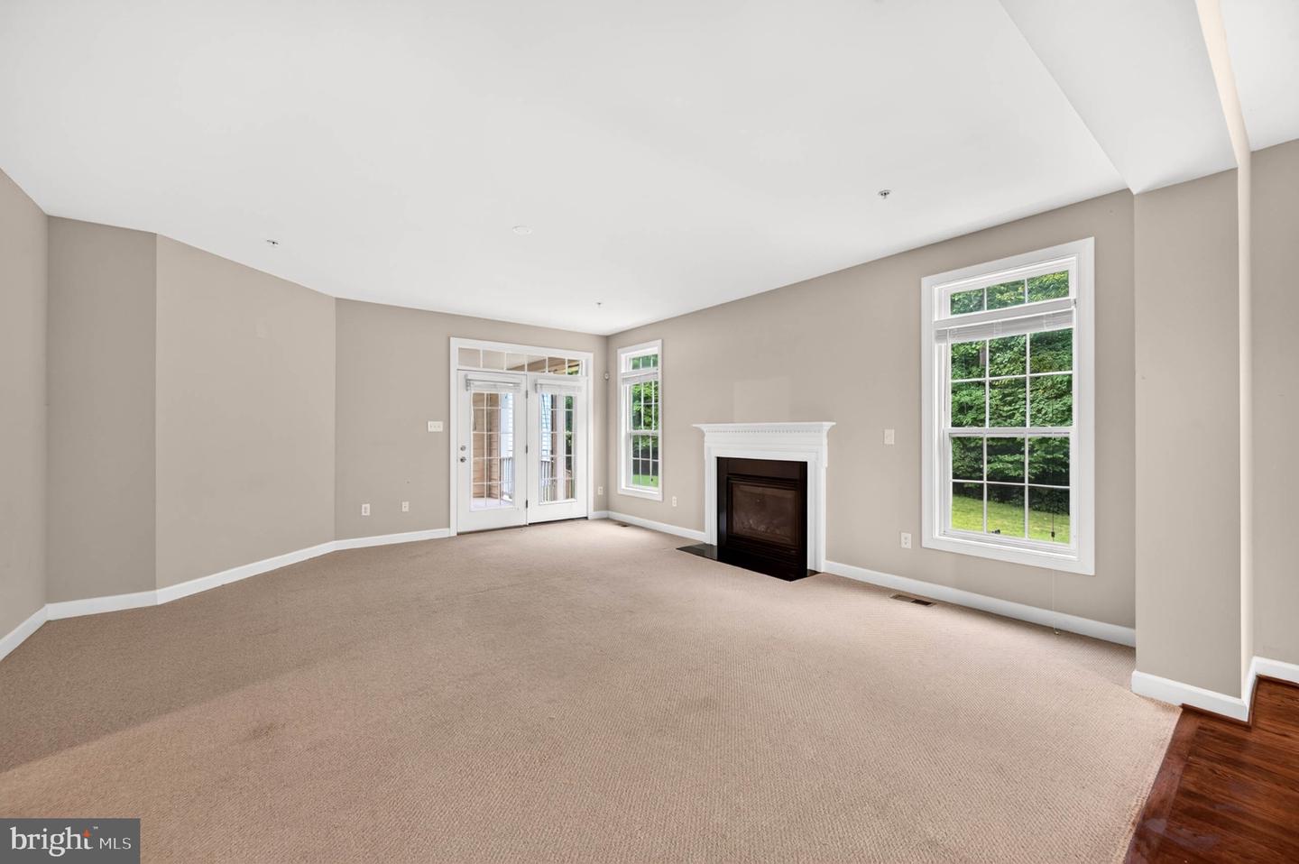 15503 Sir Edwards Dr Property Photo 37