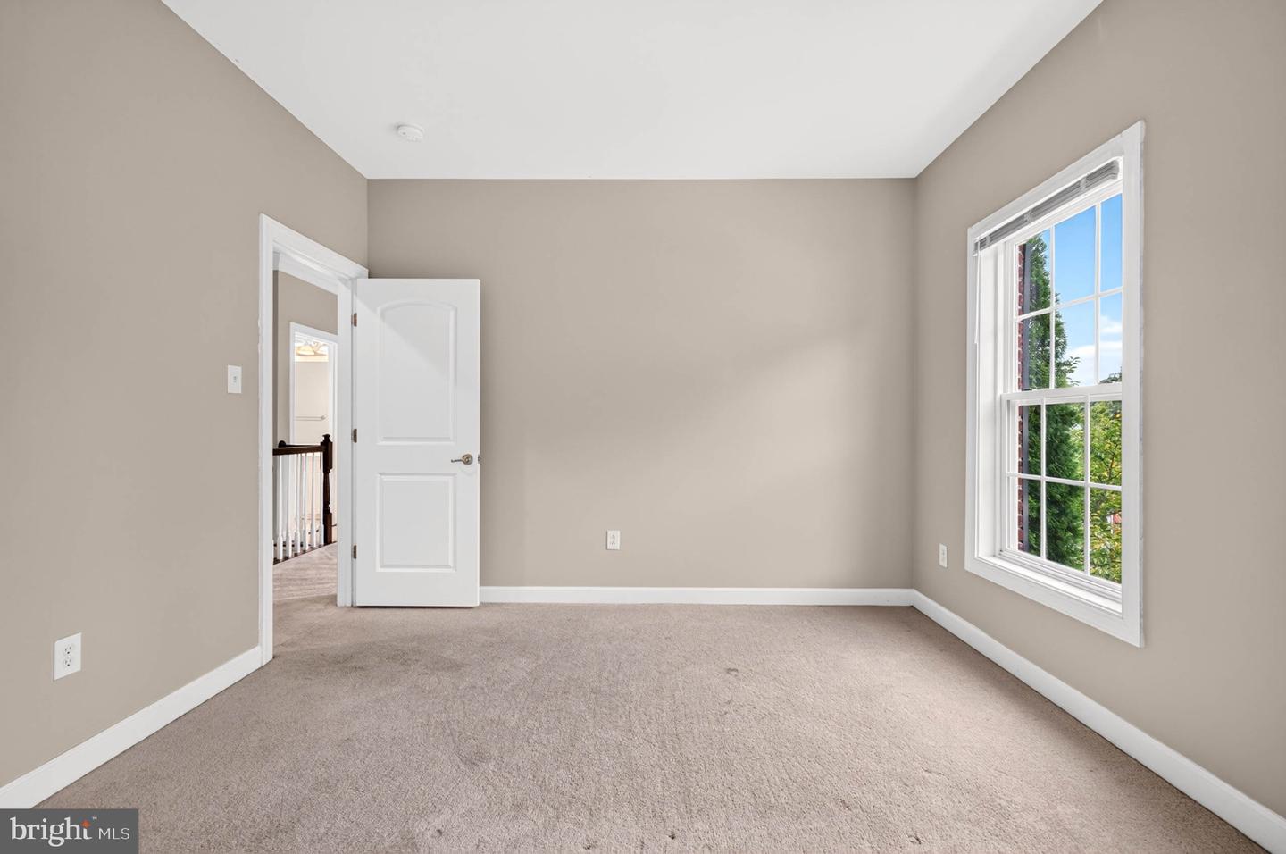 15503 Sir Edwards Dr Property Photo 44