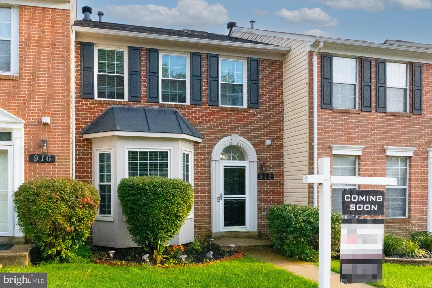 918 Lake Overlook Dr Property Photo 1