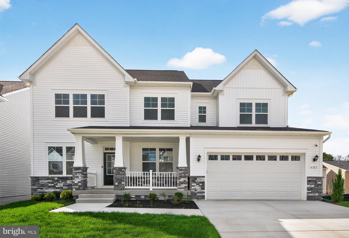 407 Meadow Creek Dr Property Photo 1