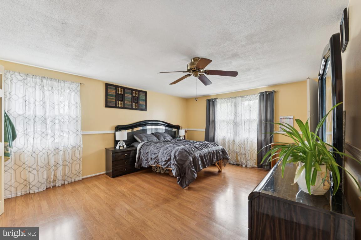 12021 Twin Cedar Ln Property Photo 15