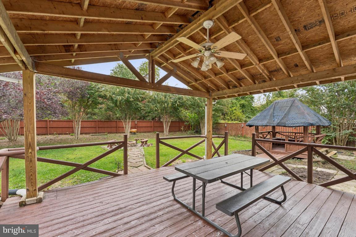 12021 Twin Cedar Ln Property Photo 24