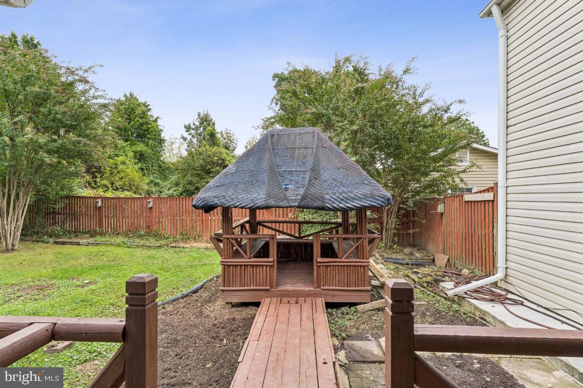 12021 Twin Cedar Ln Property Photo 25