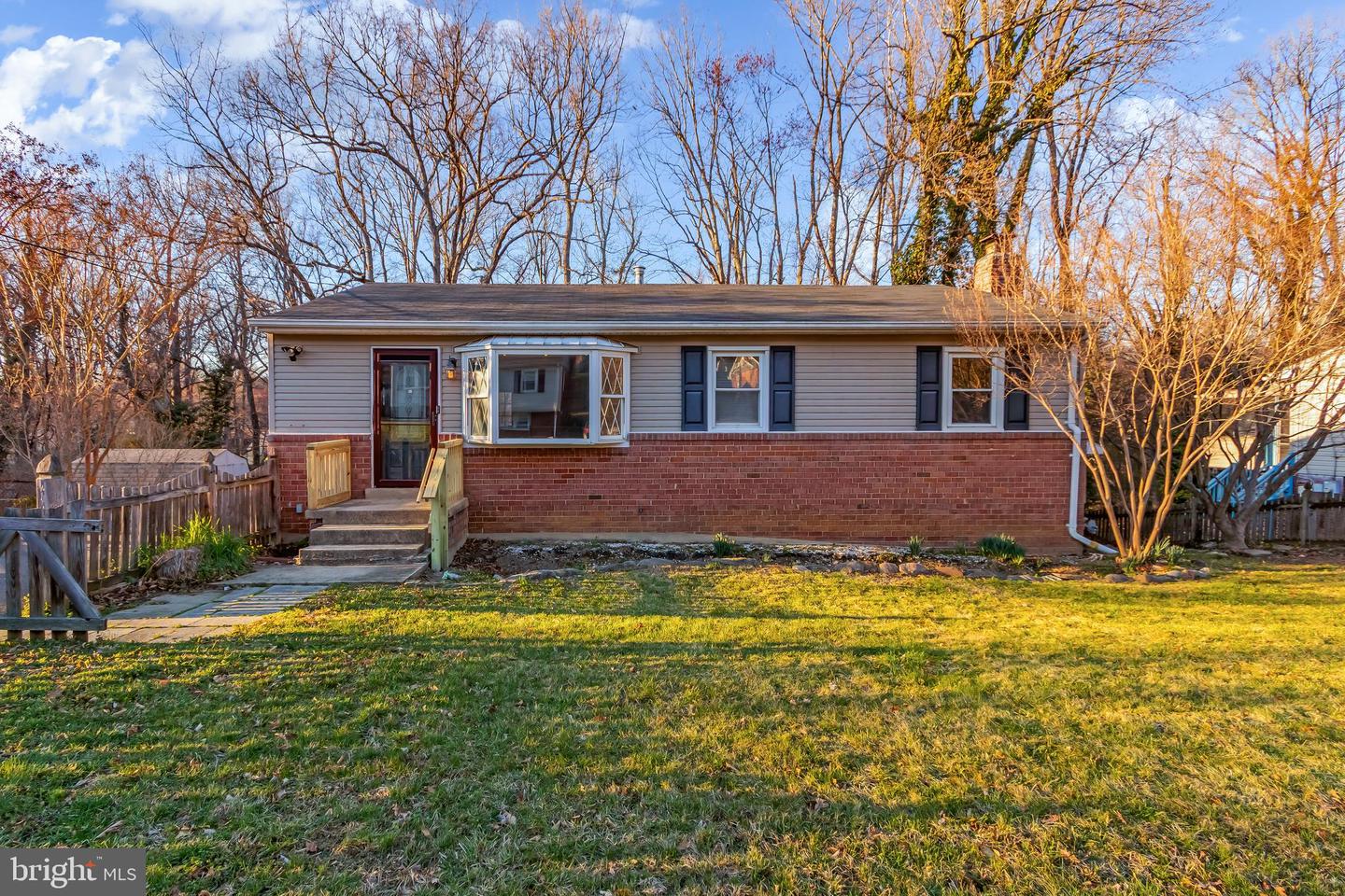 5402 Trent St Property Photo 1