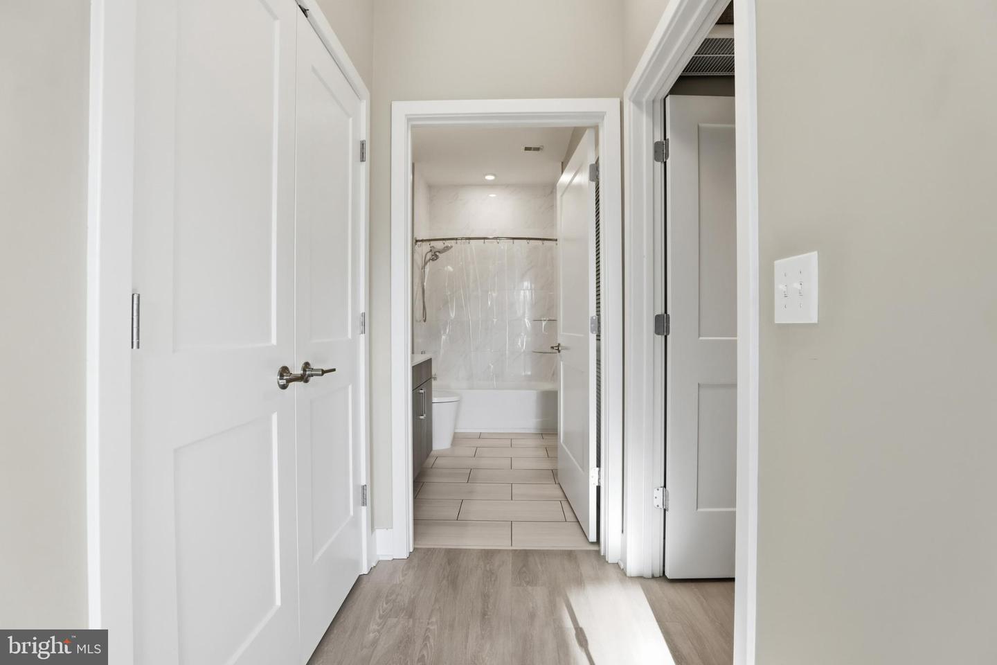 145 Riverhaven Dr #245 Property Photo 18