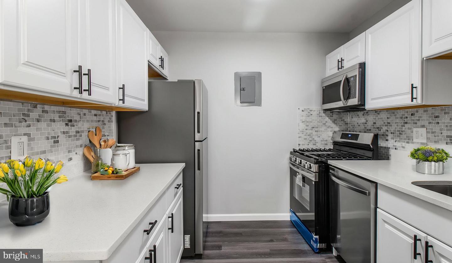 3851 Saint Barnabas Rd #103 Property Photo 10