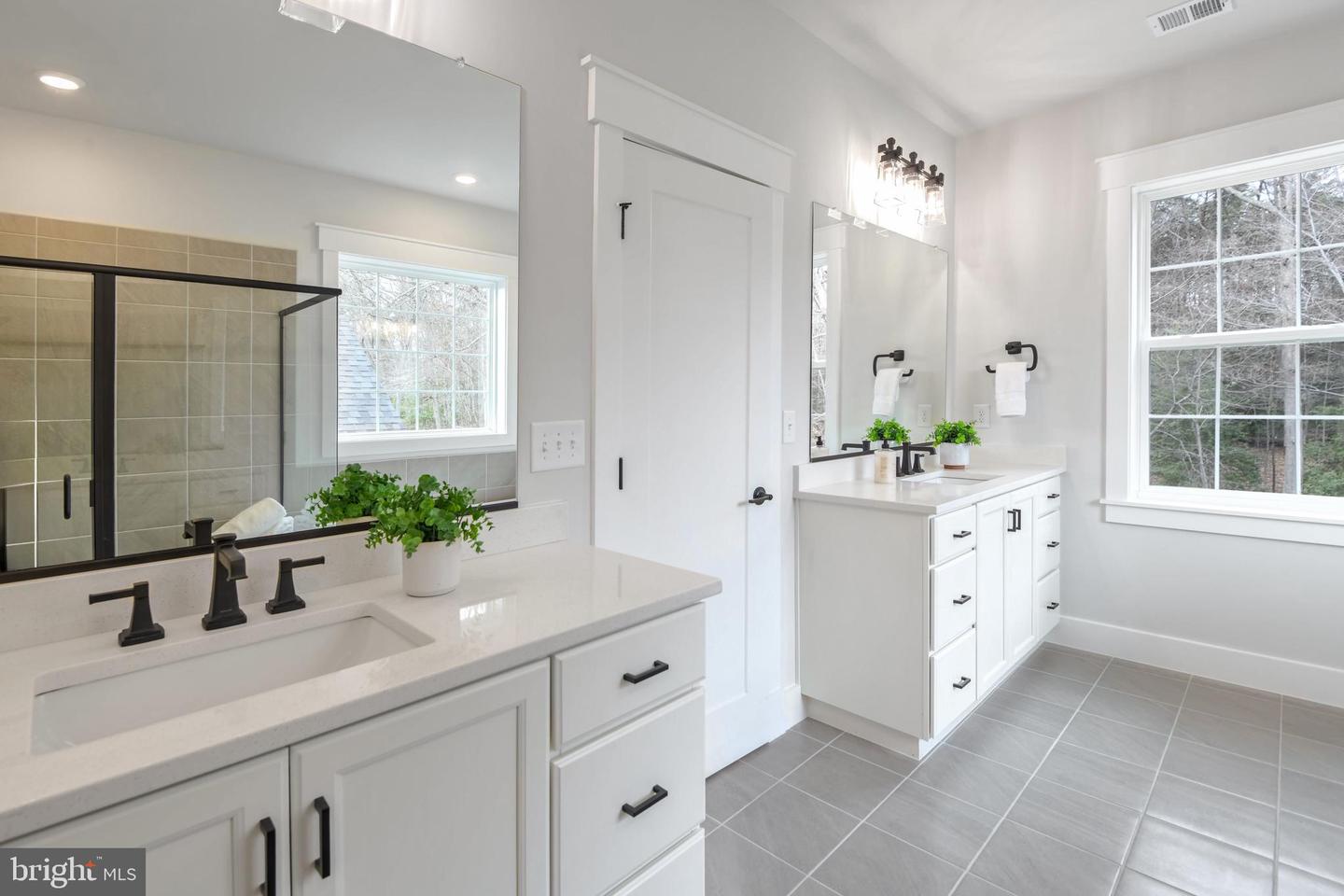 Eliana Court - Potomac Model Property Photo 24