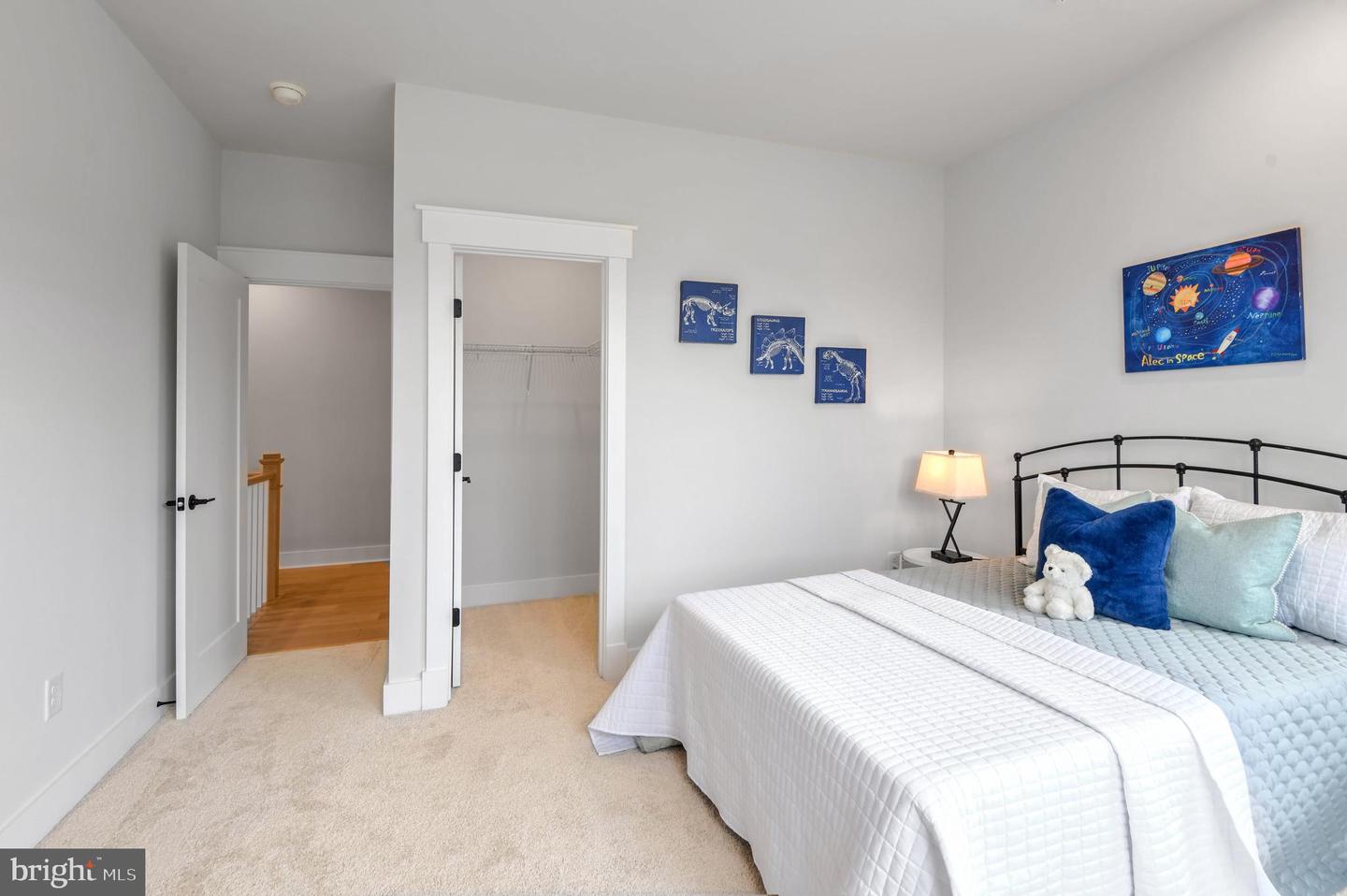 Eliana Court - Potomac Model Property Photo 30